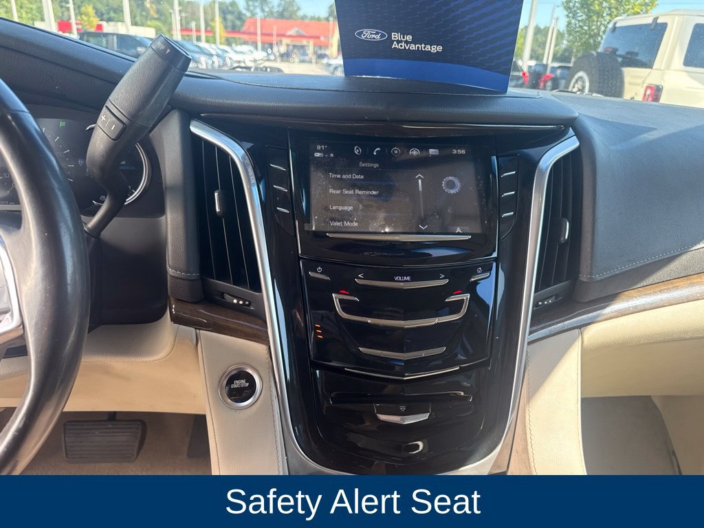 Used 2020 Cadillac Escalade Luxury AWD/4WD image 26