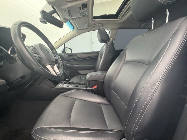 Used 2017 Subaru Outback 3.6R Limited AWD/4WD image 24