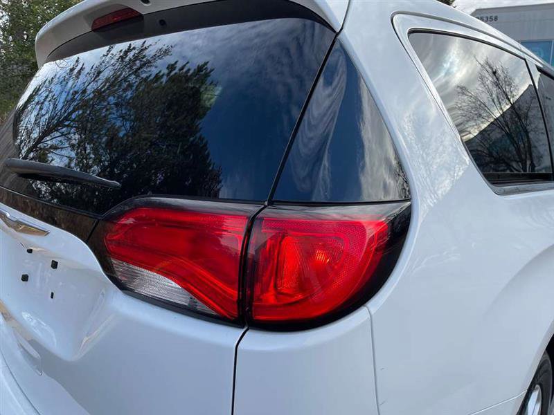 Used 2017 Chrysler Pacifica LX image 71