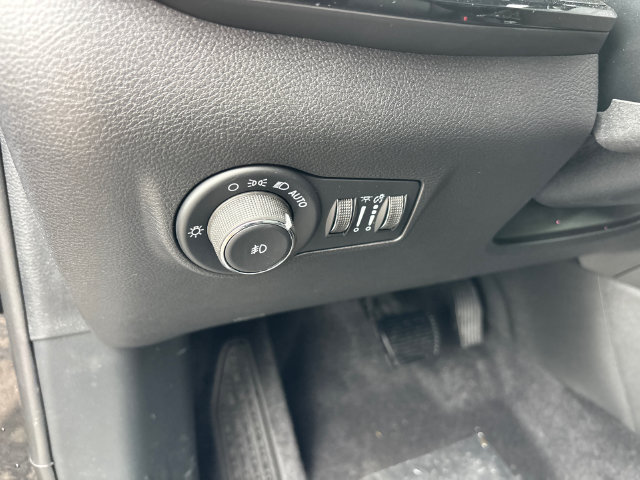 New 2026 Jeep Compass Limited AWD/4WD image 18