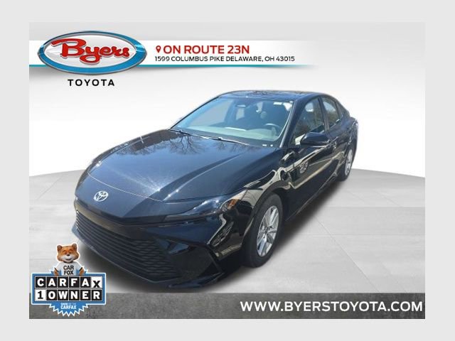 Used 2025 Toyota Camry LE image 1