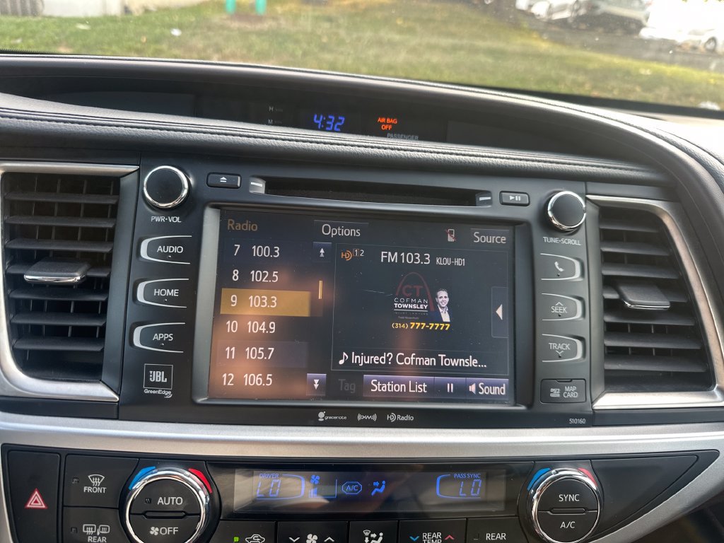 Used 2016 Toyota Highlander Limited AWD/4WD image 44