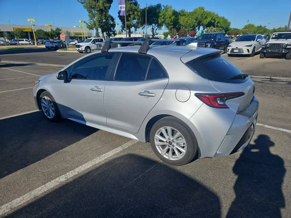 Used 2023 Toyota Corolla SE FWD image 5
