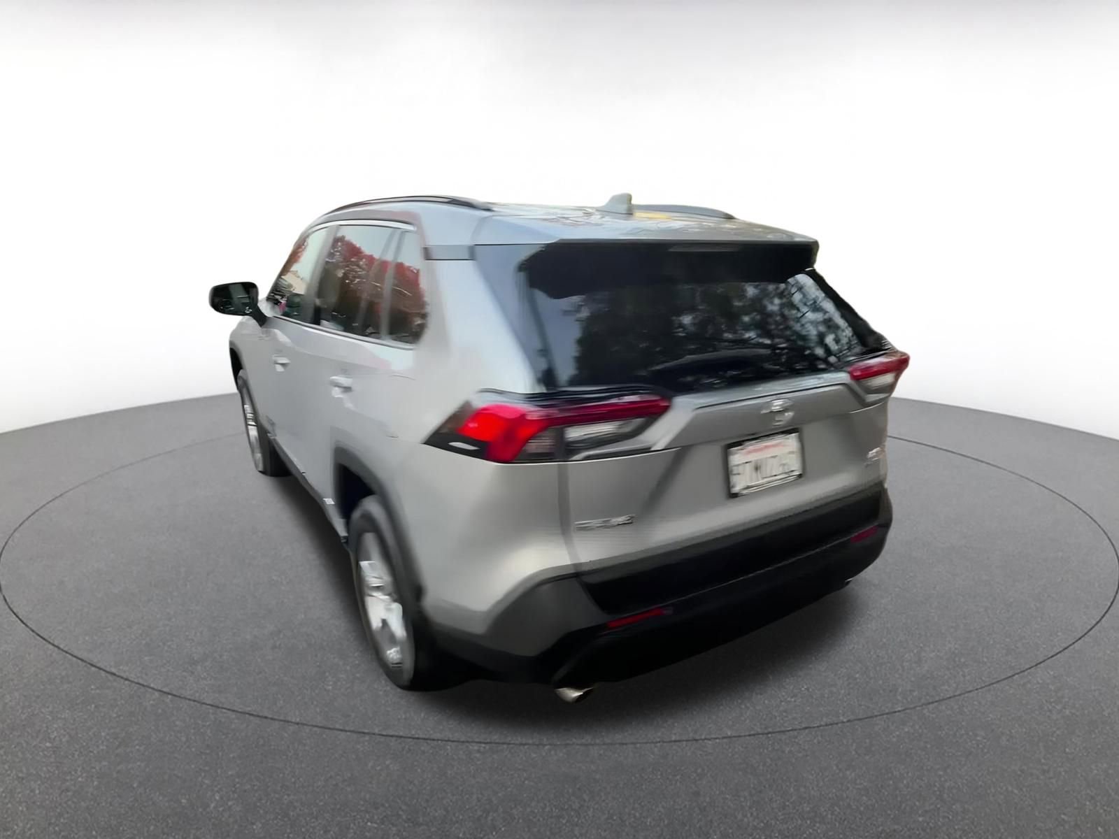 Used 2025 Toyota RAV4 LE image 11