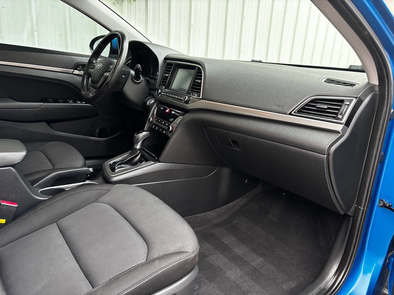 Used 2017 Hyundai Elantra Value Edition image 33