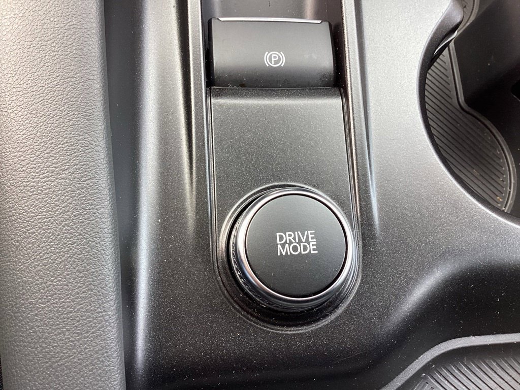 Used 2025 Ford Explorer Active RWD image 31