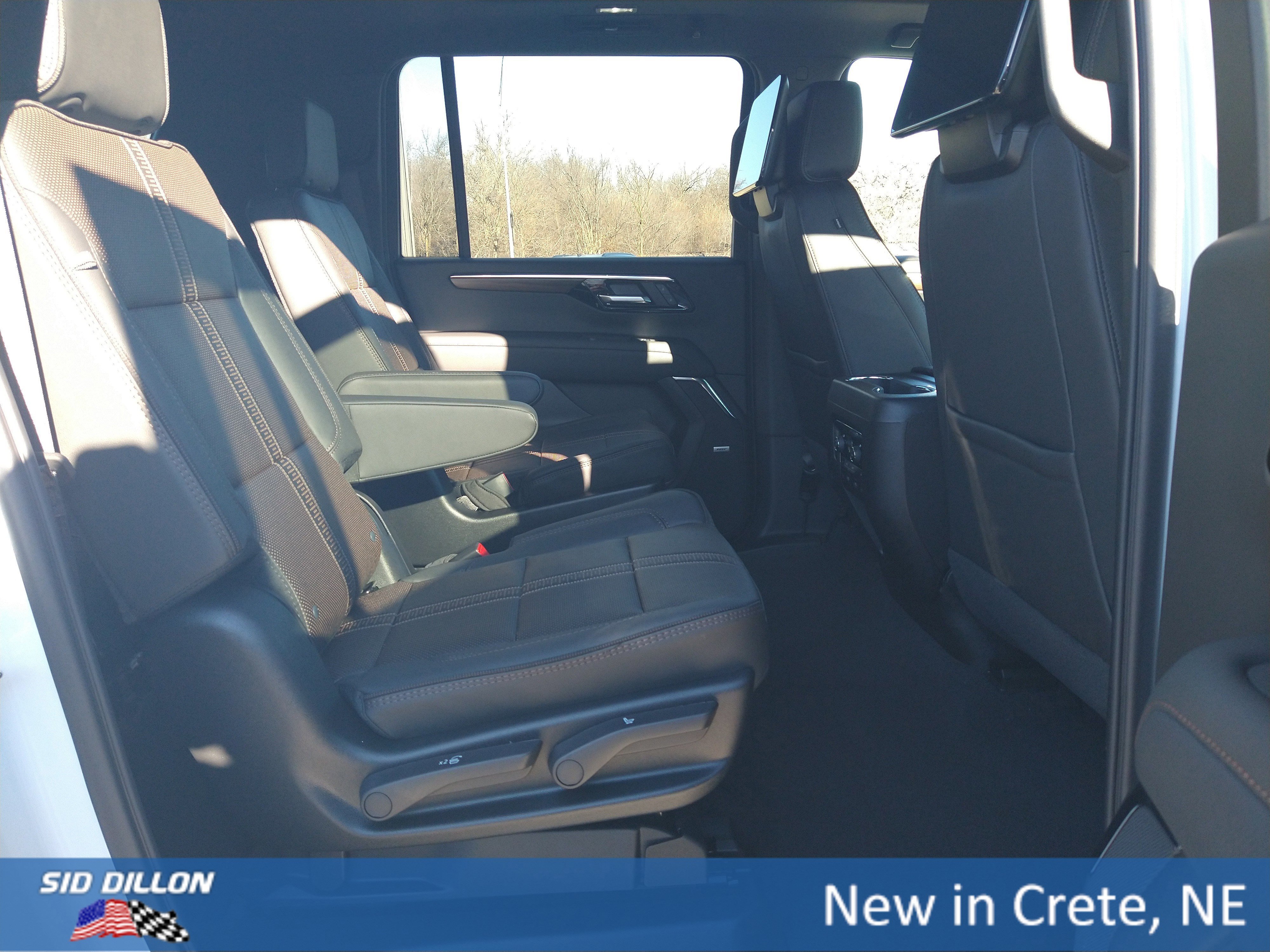 New 2026 Chevrolet Suburban High Country image 6