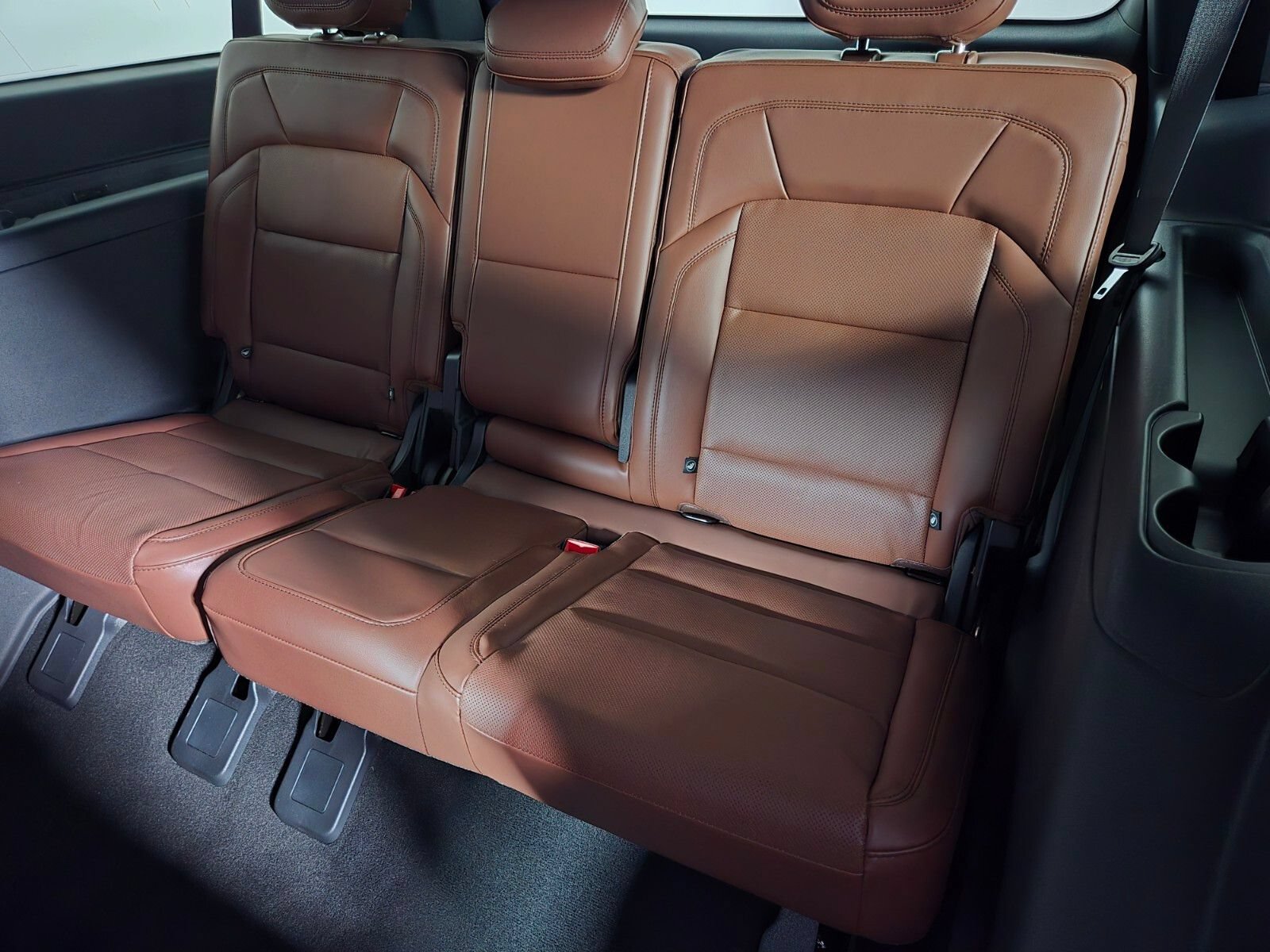 New 2026 Lincoln Navigator L Reserve AWD/4WD image 15
