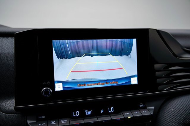 Used 2025 Toyota Camry SE image 29