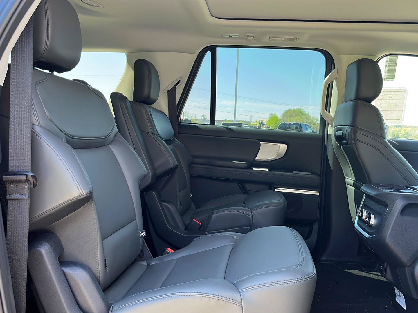 New 2026 Ford Expedition Max Active AWD/4WD image 32