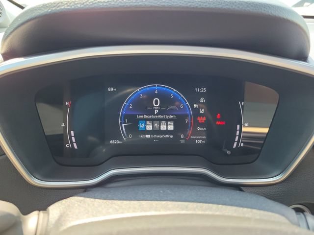 Used 2023 Toyota Corolla Cross XLE w/ Convenience Package FWD image 18