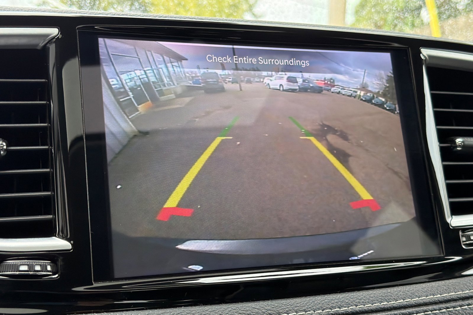 Used 2023 Chrysler Pacifica Limited image 20