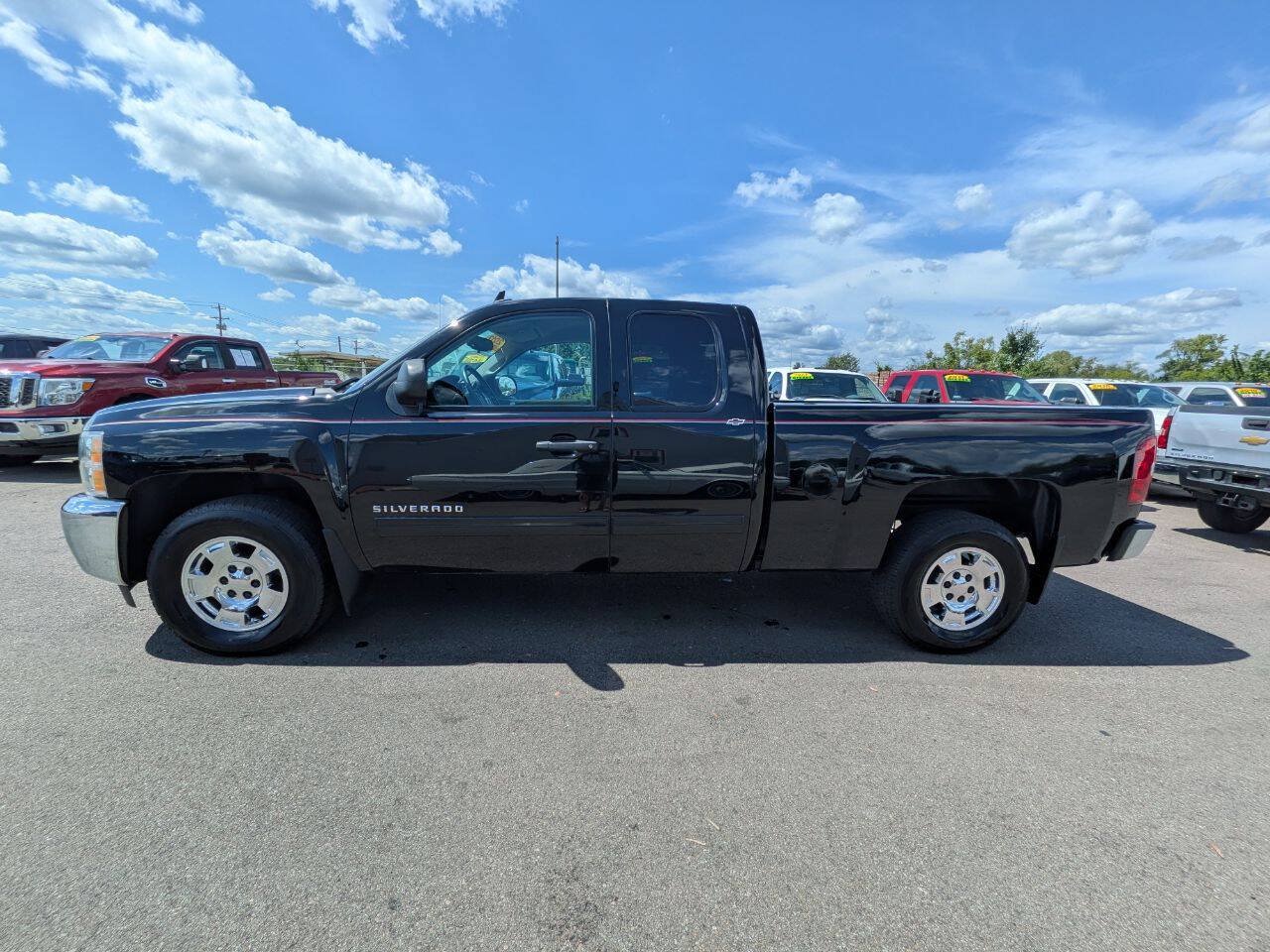 Used 2012 Chevrolet Silverado 1500 LT w/ All-Star Edition AWD/4WD image 3