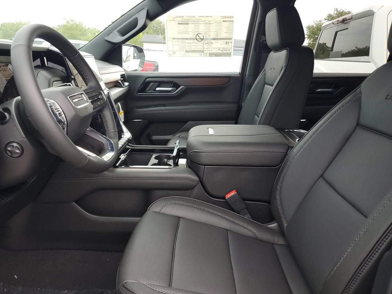 New 2026 GMC Yukon XL Denali RWD image 19