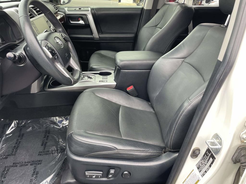 Used 2020 Toyota 4Runner Limited image 28