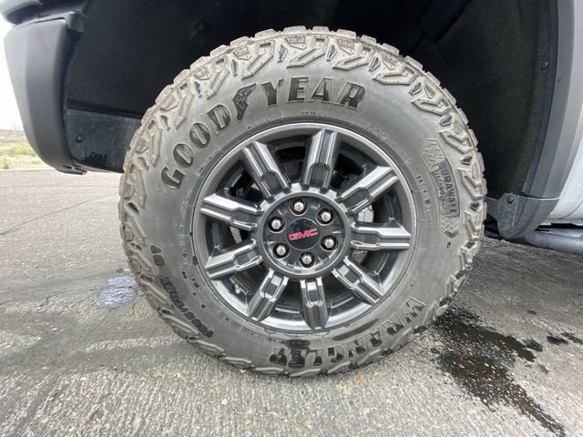 Certified 2025 GMC Sierra 1500 AT4X AWD/4WD image 10