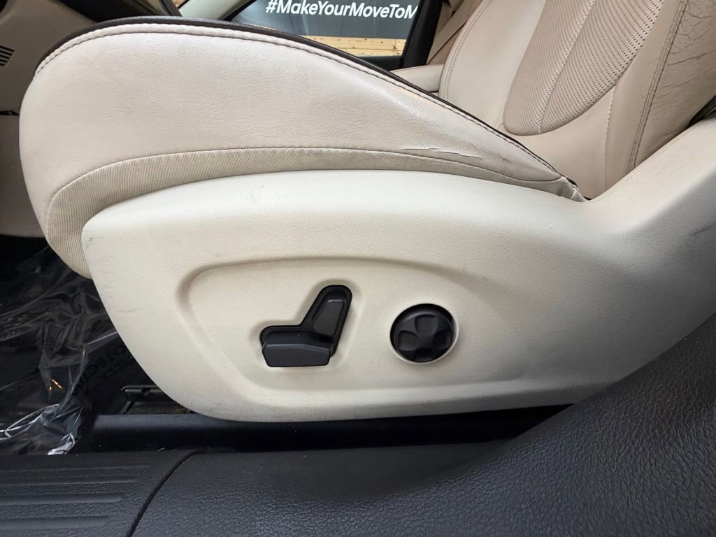 Used 2015 Chrysler 200 C w/ Navigation & Sound Group I AWD/4WD image 26