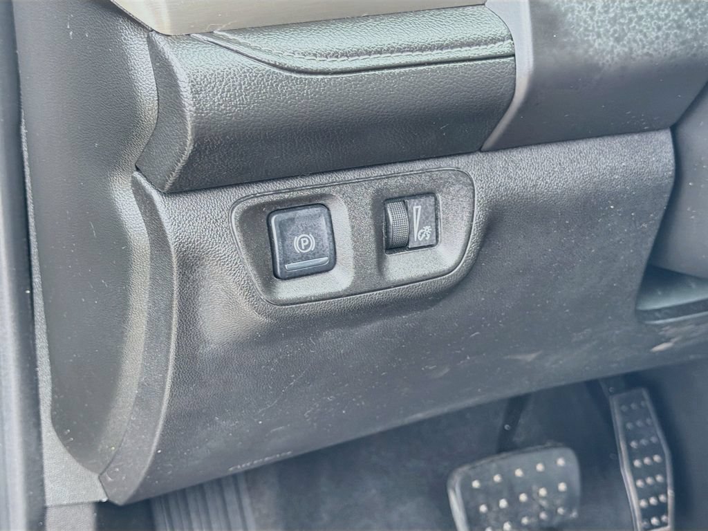 Used 2017 GMC Acadia Denali FWD image 10