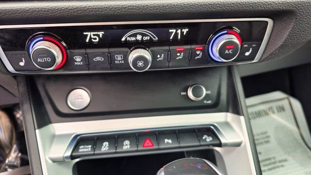 Used 2020 Audi Q3 2.0T Premium w/ Convenience Package image 15