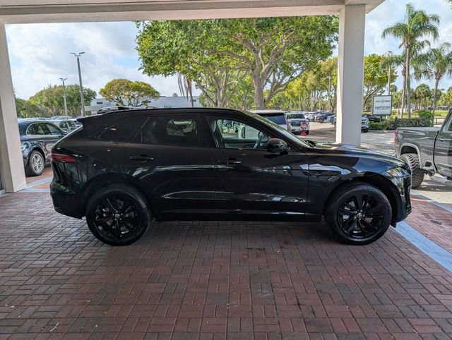 Used 2025 Jaguar F-PACE R-Dynamic S image 8