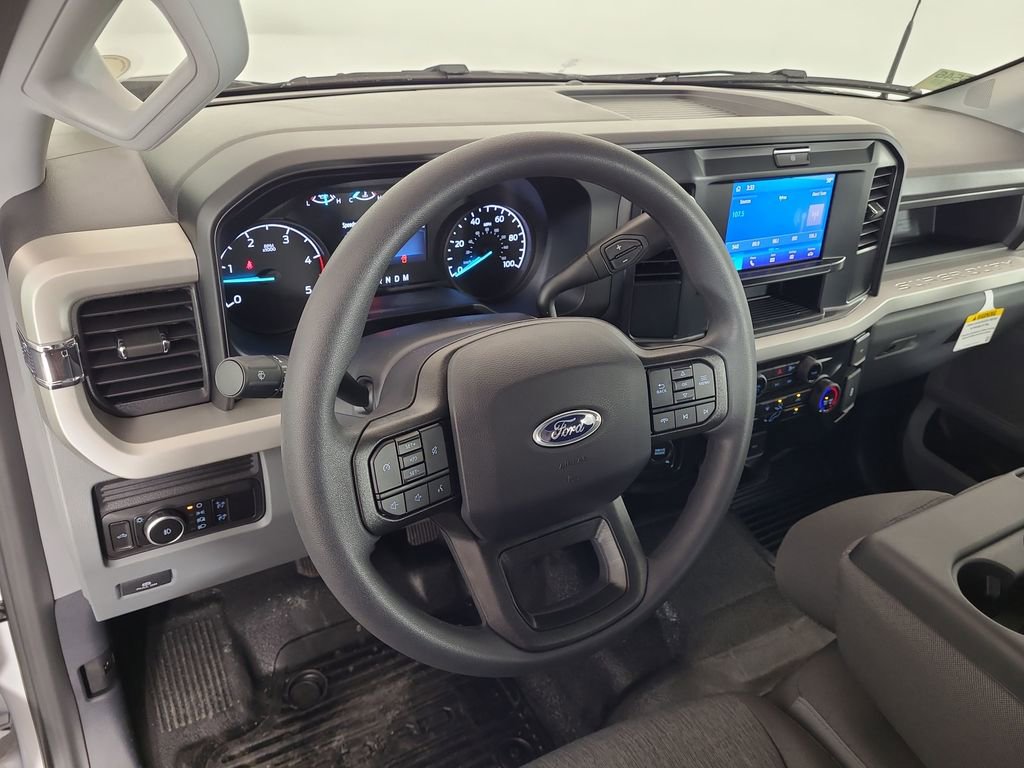 New 2026 Ford F250 XL w/ XL Chrome Package image 13