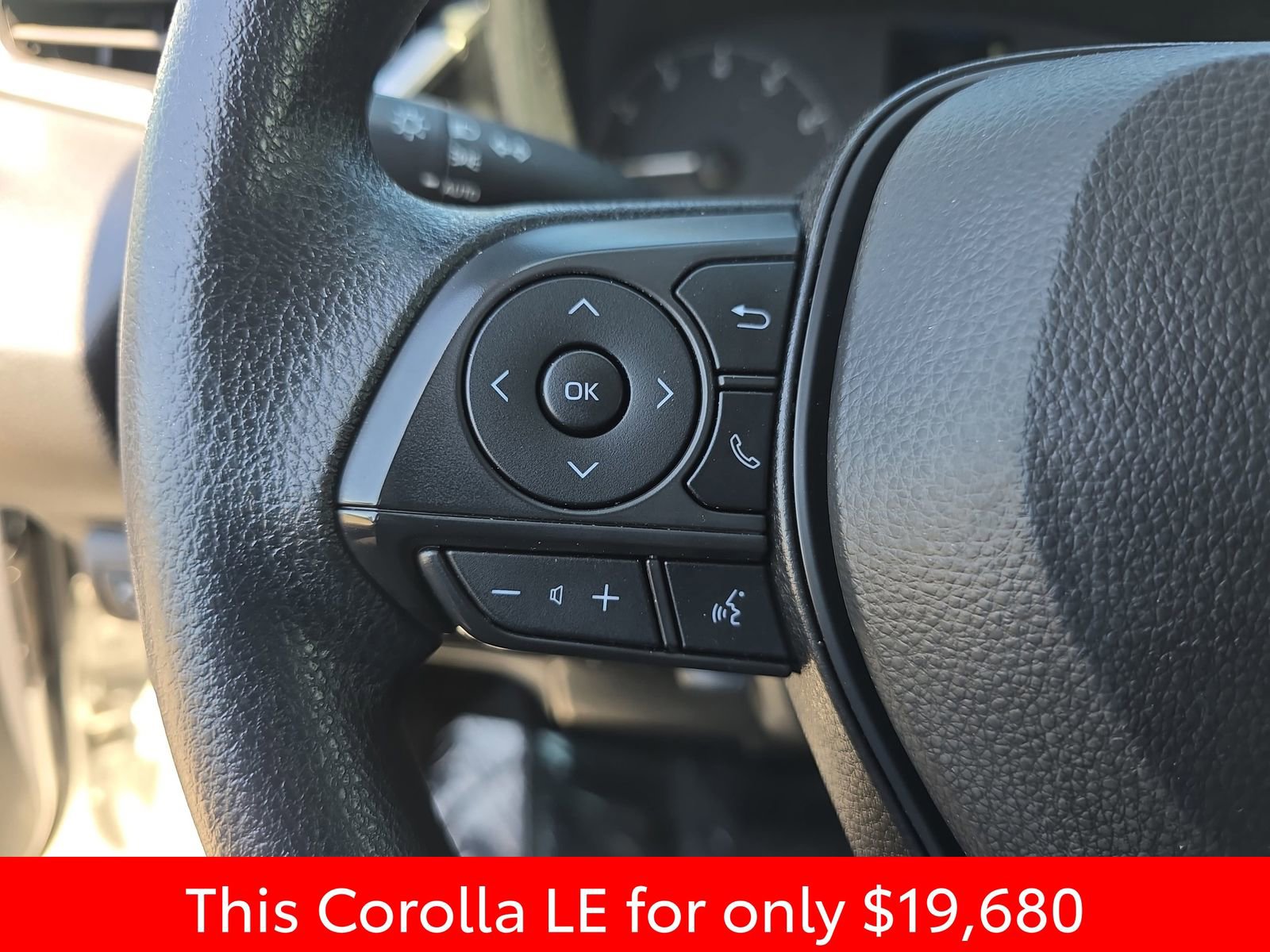 Used 2024 Toyota Corolla LE FWD image 22