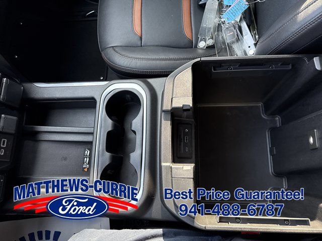 Used 2022 GMC Sierra 2500 AT4 w/ AT4 Premium Plus Package AWD/4WD image 26