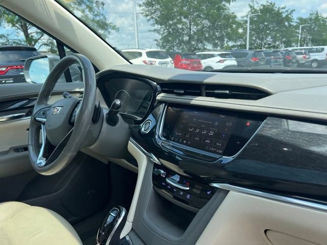 Used 2020 Cadillac XT6 Premium Luxury w/ LPO, Floor Liner Package FWD image 39