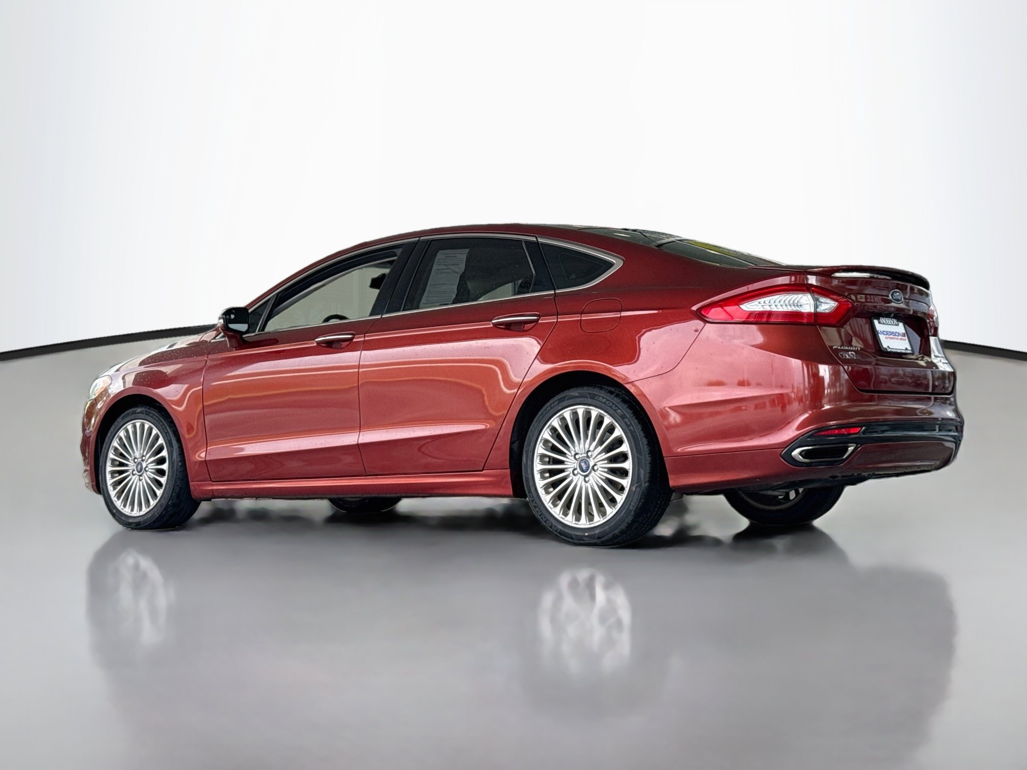 Used 2014 Ford Fusion Titanium FWD image 5