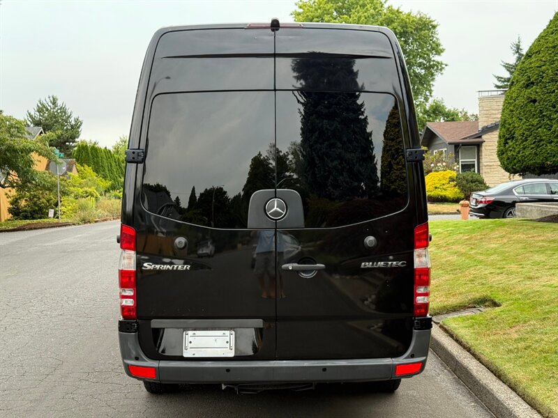 Used 2012 Mercedes-Benz Sprinter 2500 image 5