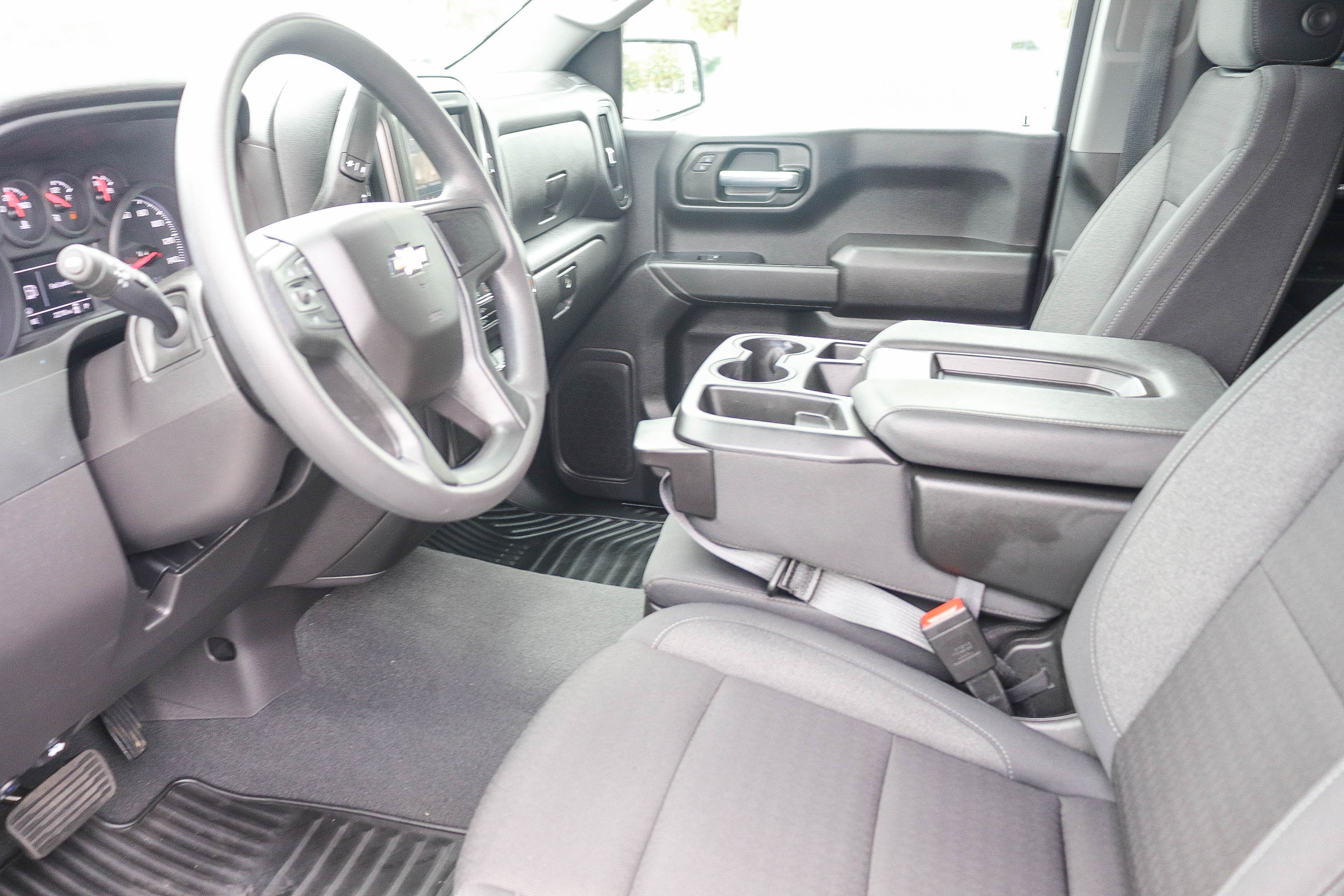 Used 2025 Chevrolet Silverado 1500 Custom w/ Turbomax Blackout Package RWD image 22