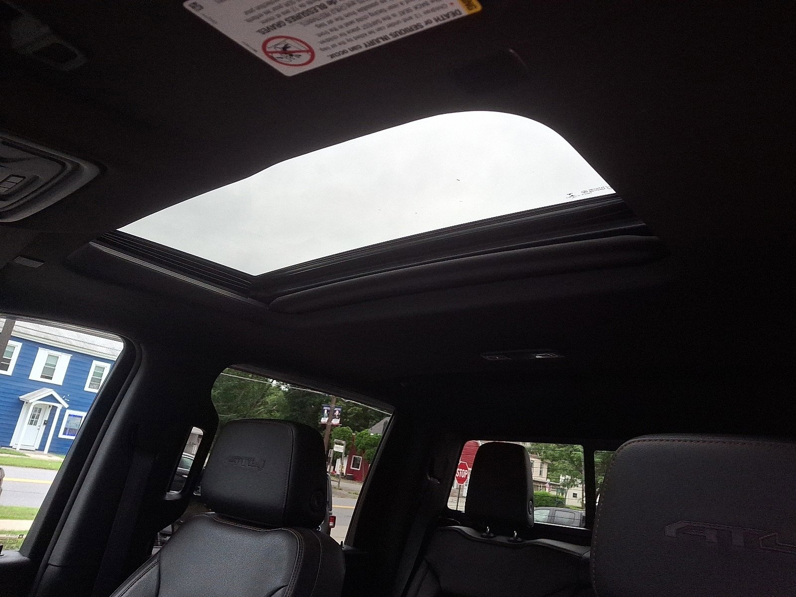 Used 2020 GMC Sierra 2500 AT4 w/ AT4 Premium Package image 14