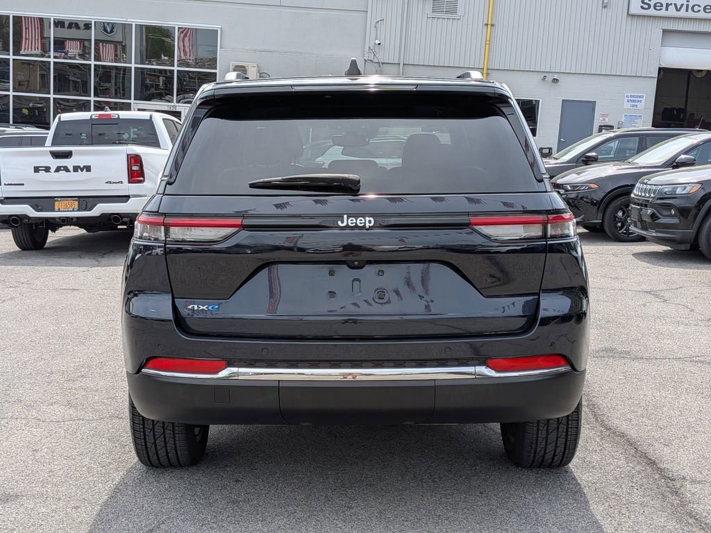 Used 2022 Jeep Grand Cherokee Limited 4xe AWD/4WD image 7