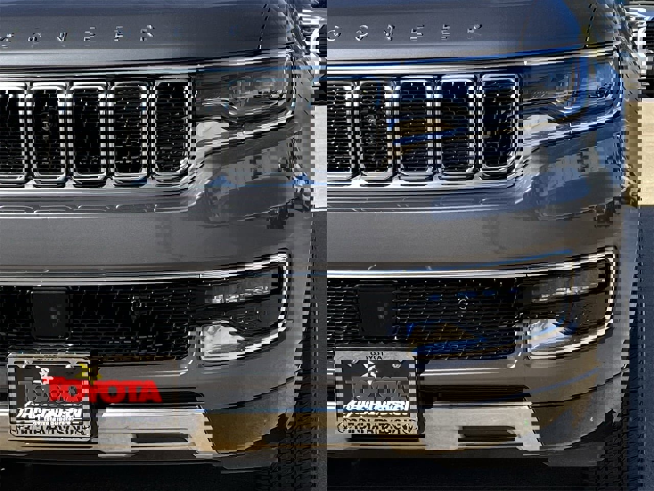Used 2022 Jeep Wagoneer Series III w/ Premium Group I image 8
