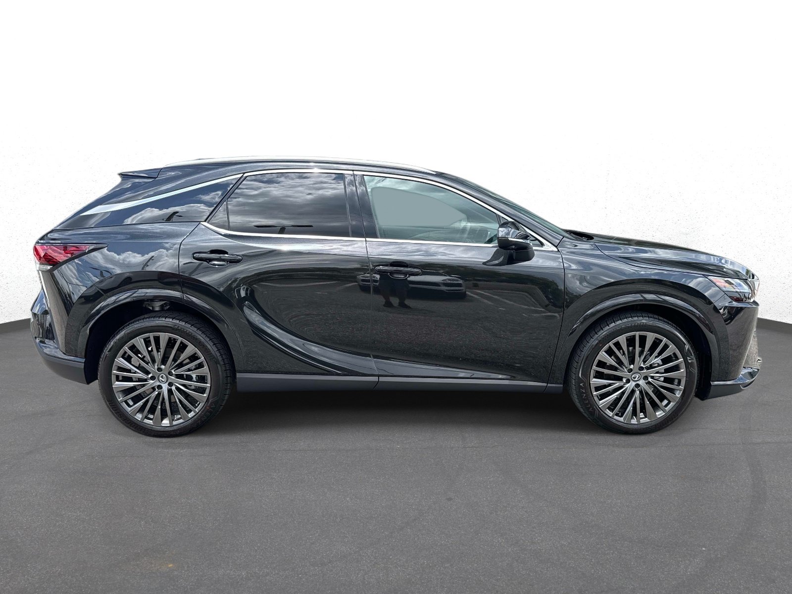 Used 2026 Lexus RX 350 AWD w/ Convenience Package image 2