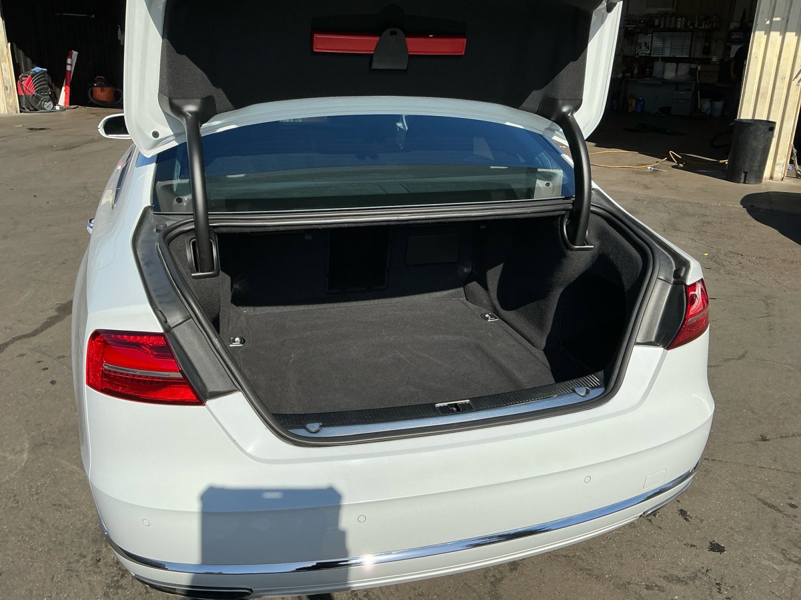 Used 2015 Audi A8 L 3.0T w/ Premium Package image 25