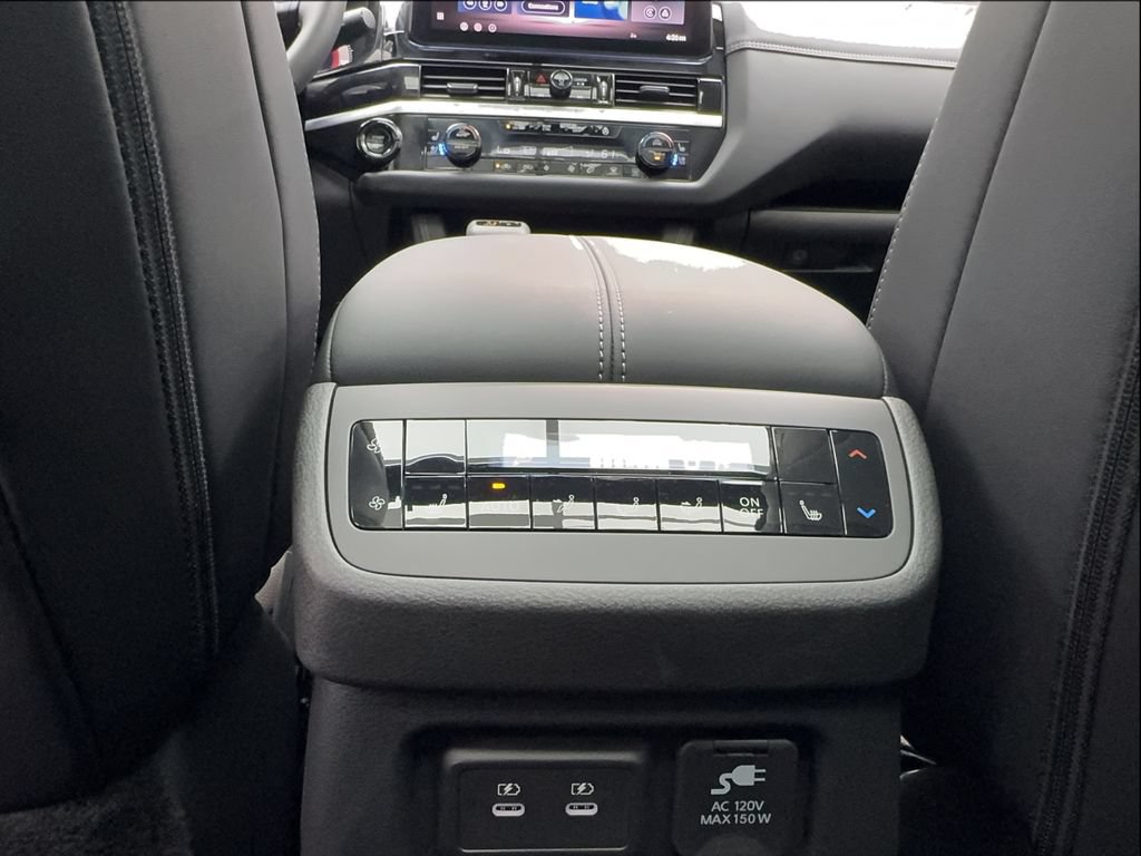 Used 2026 Nissan Pathfinder Platinum w/ Cargo Package FWD image 42