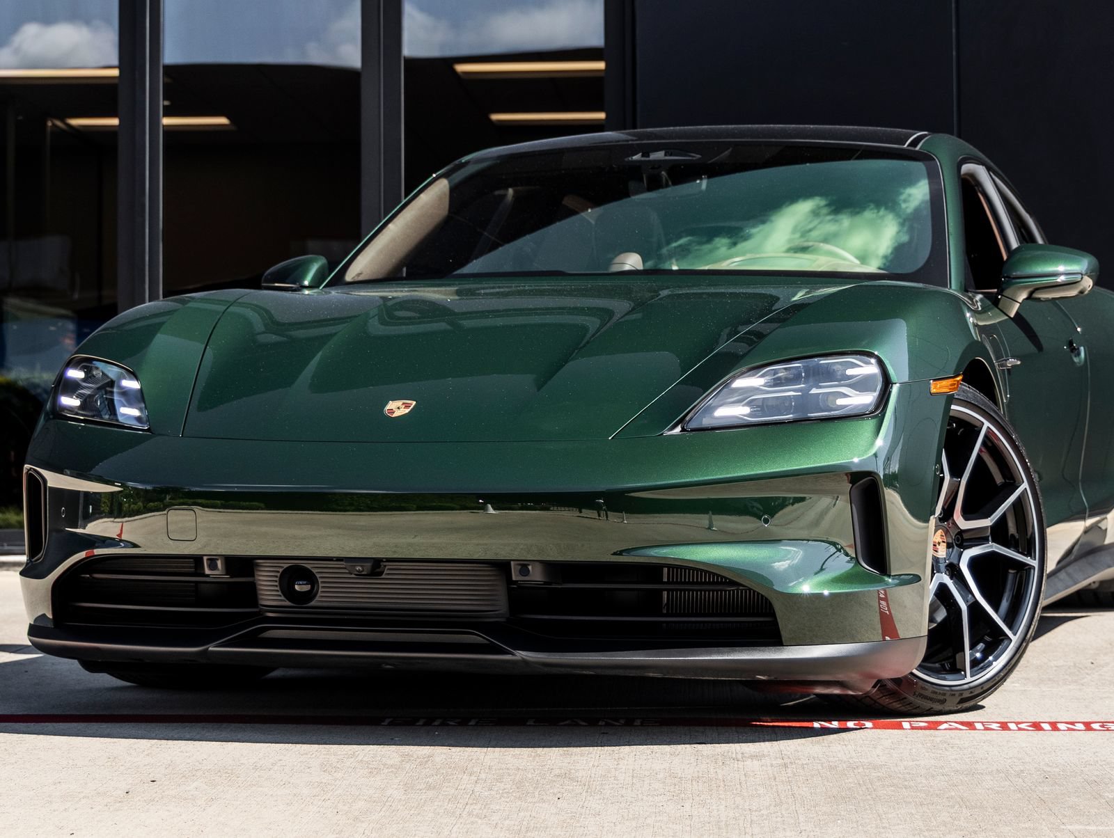 New 2026 Porsche Taycan AWD/4WD image 7