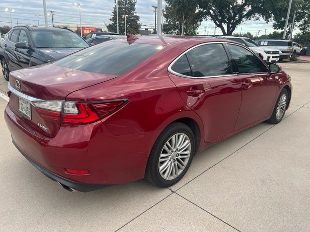 Used 2017 Lexus ES 350 w/ Premium Package FWD image 3