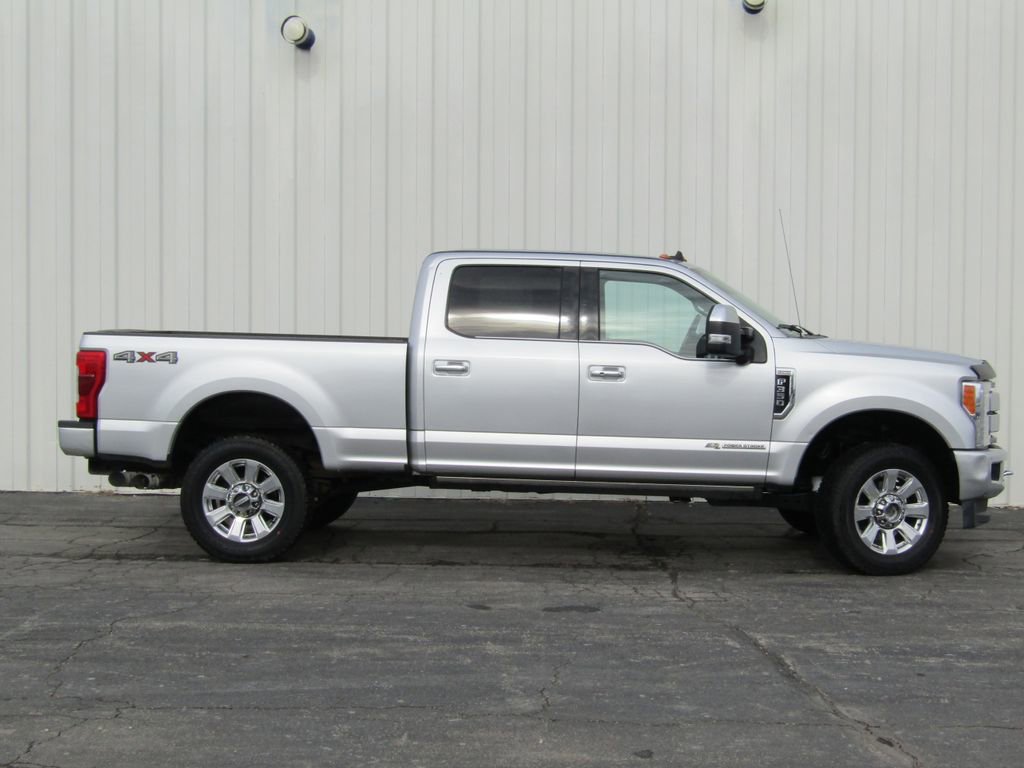 Used 2019 Ford F350 Platinum w/ Platinum Ultimate Package image 2