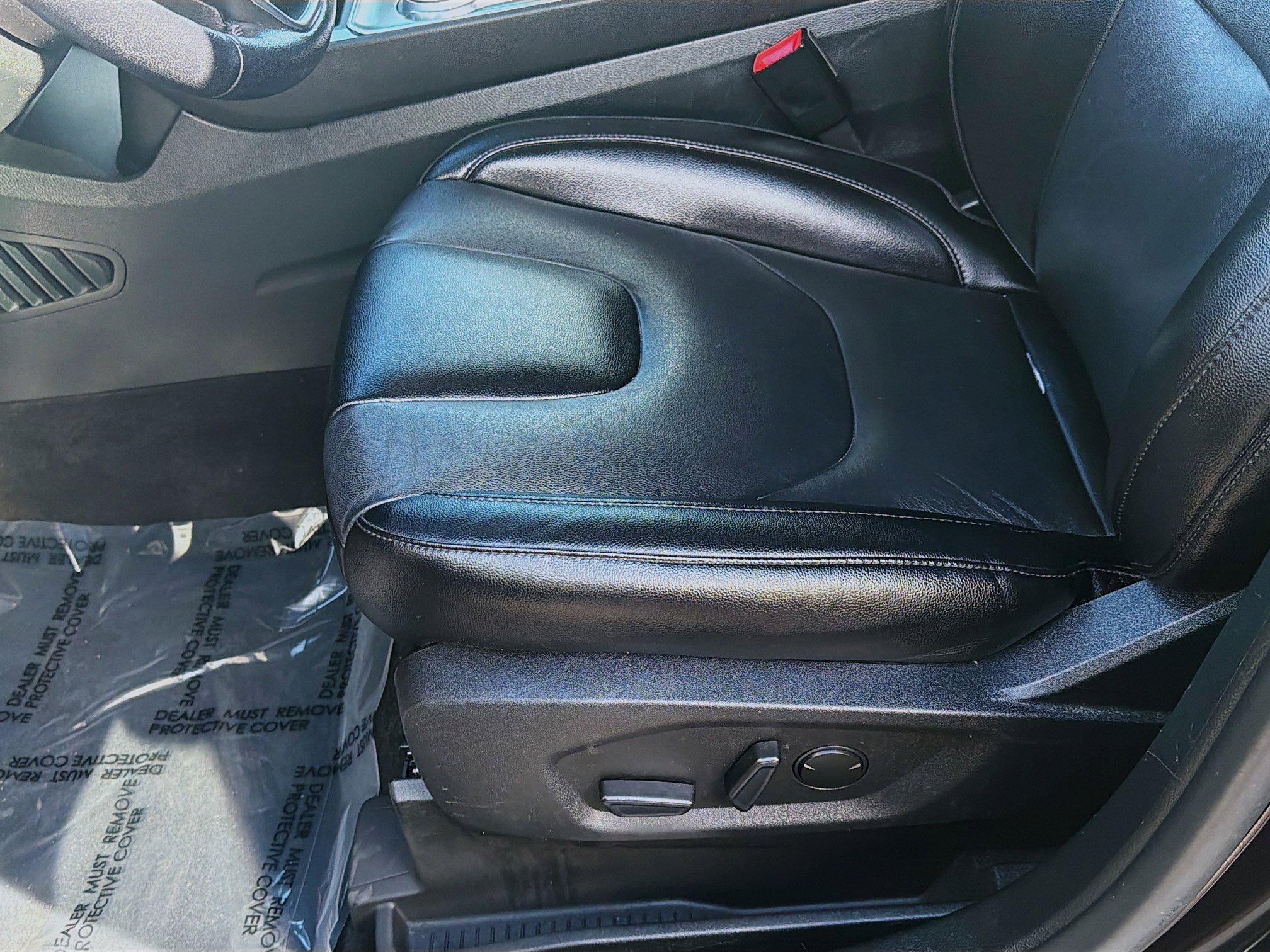 Used 2022 Ford Edge Titanium image 15