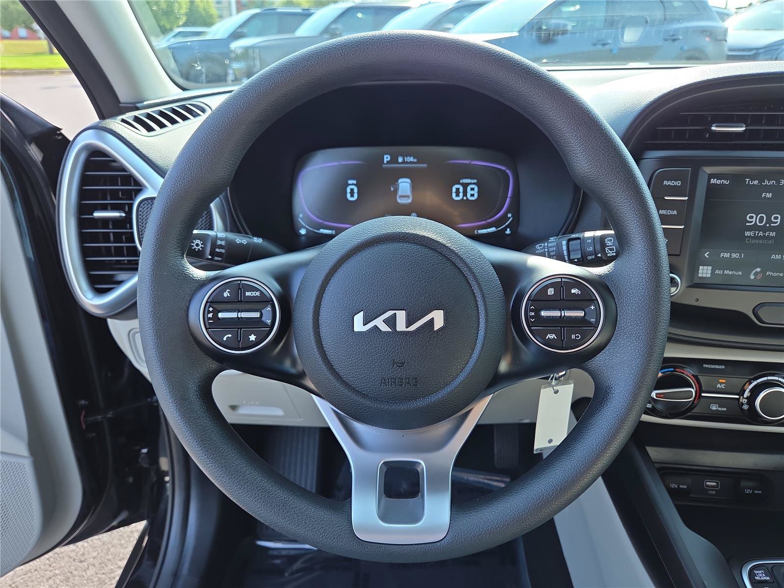 Certified 2024 Kia Soul LX FWD image 14