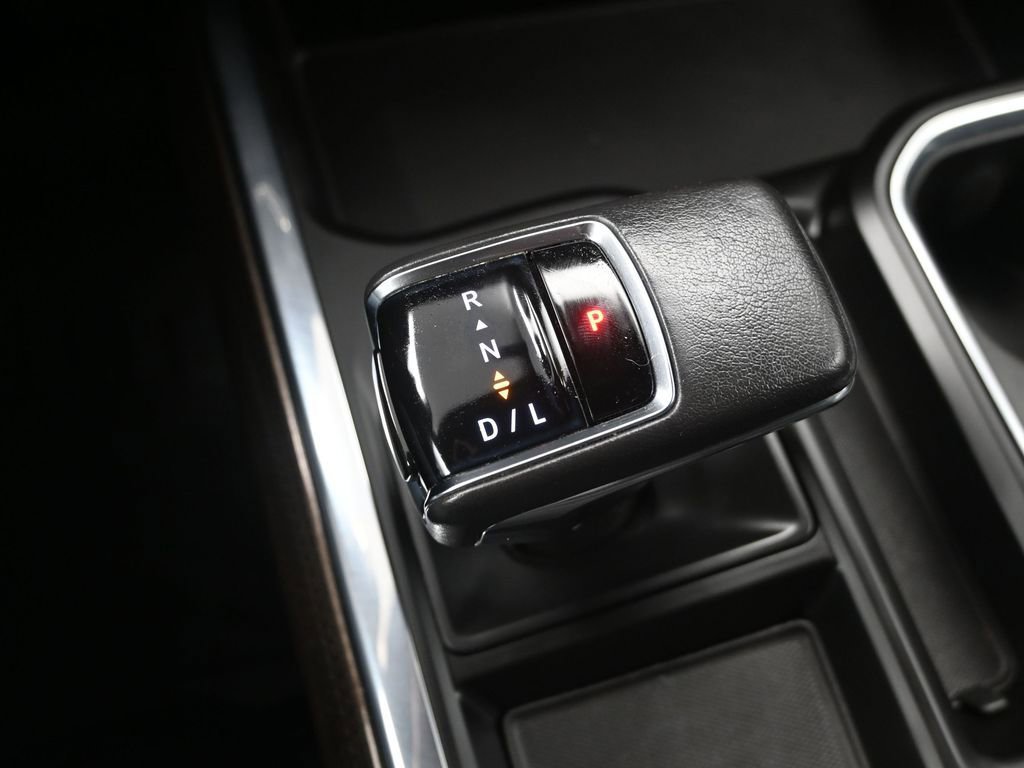 Used 2022 Chevrolet Silverado 1500 LT image 24