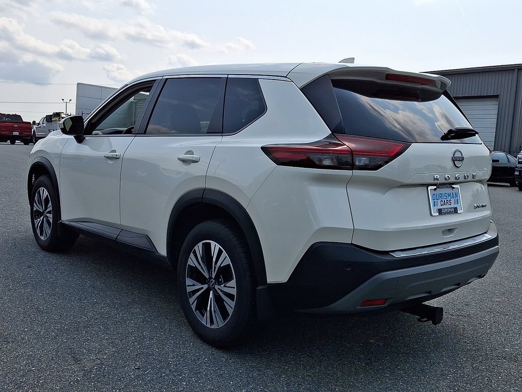 Used 2023 Nissan Rogue SV AWD/4WD image 4