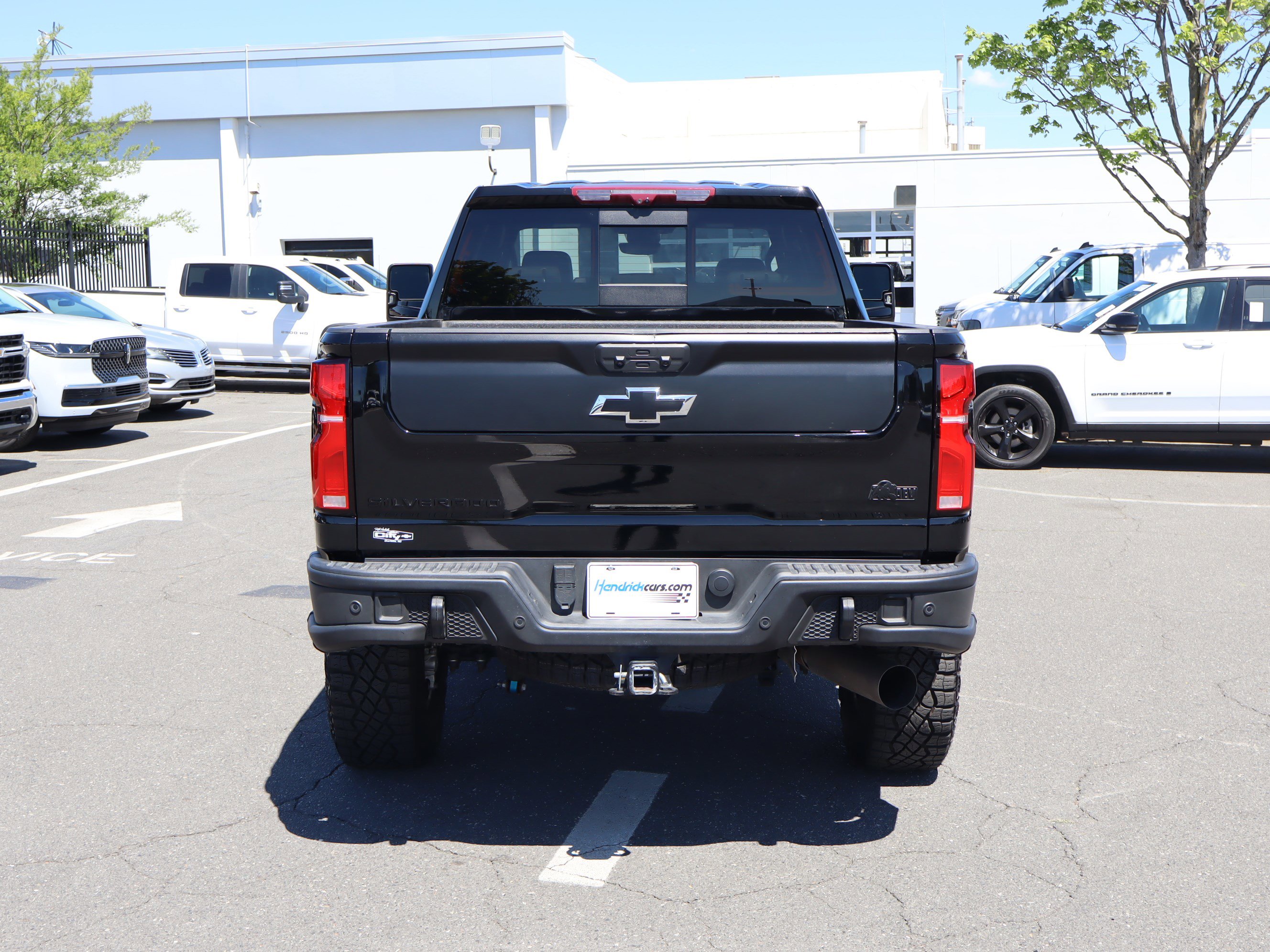 Used 2024 Chevrolet Silverado 2500 ZR2 w/ ZR2 Bison Edition AWD/4WD image 9