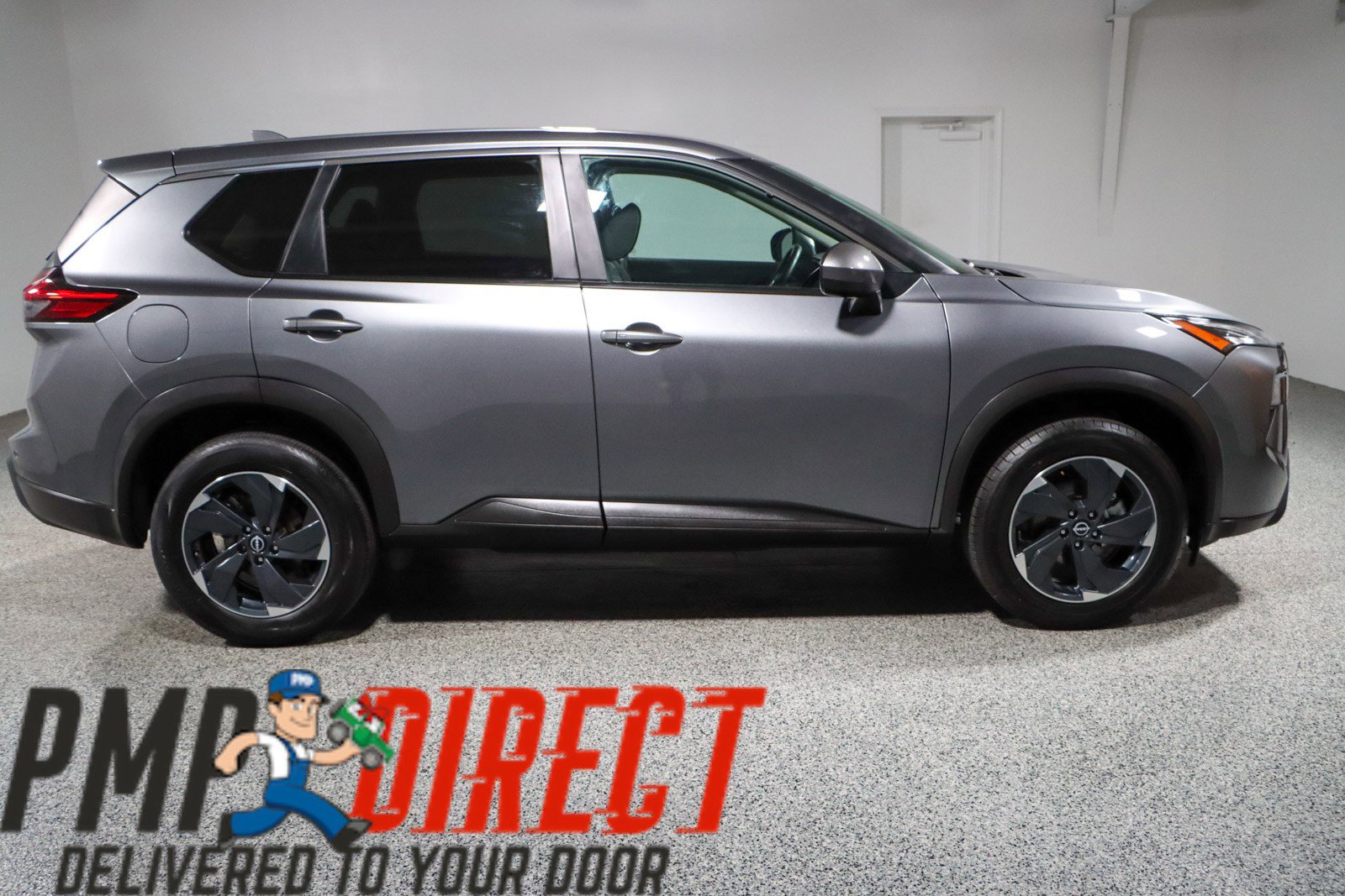 Used 2024 Nissan Rogue SV image 6