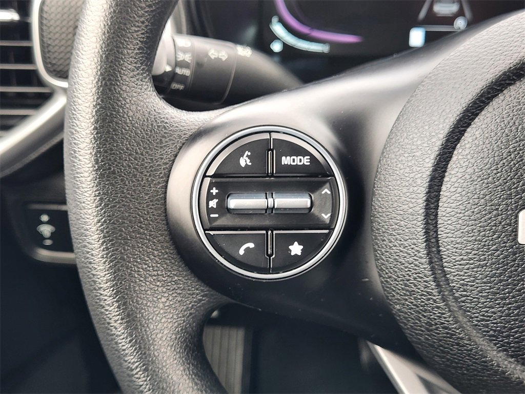 Certified 2023 Kia Soul LX image 27
