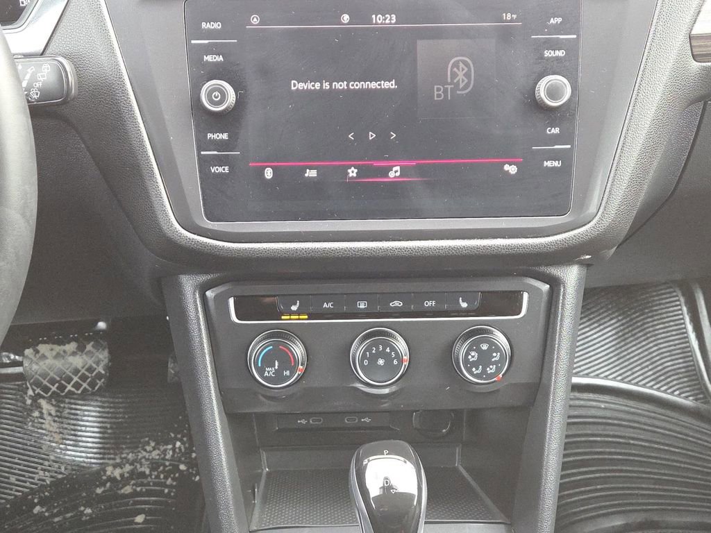 Used 2024 Volkswagen Tiguan Wolfsburg Edition image 26