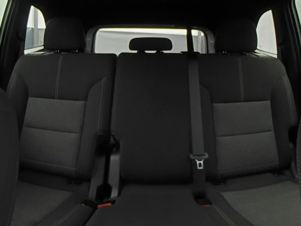 Certified 2025 GMC Acadia Elevation FWD image 13