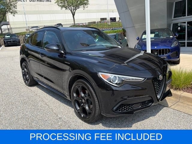 Used 2023 Alfa Romeo Stelvio Veloce AWD/4WD video 1